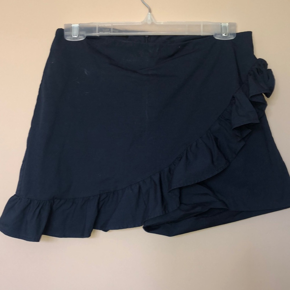 Navy Zara Skort